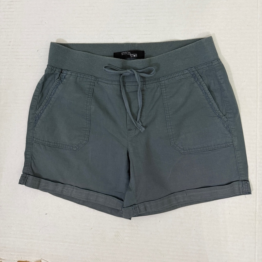 Women's Gray Cargo Shorts sz sm